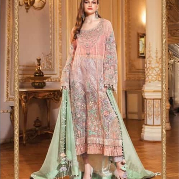 ORIGINAL MARIA B WEDDING EDITION - Picture 9 of 16